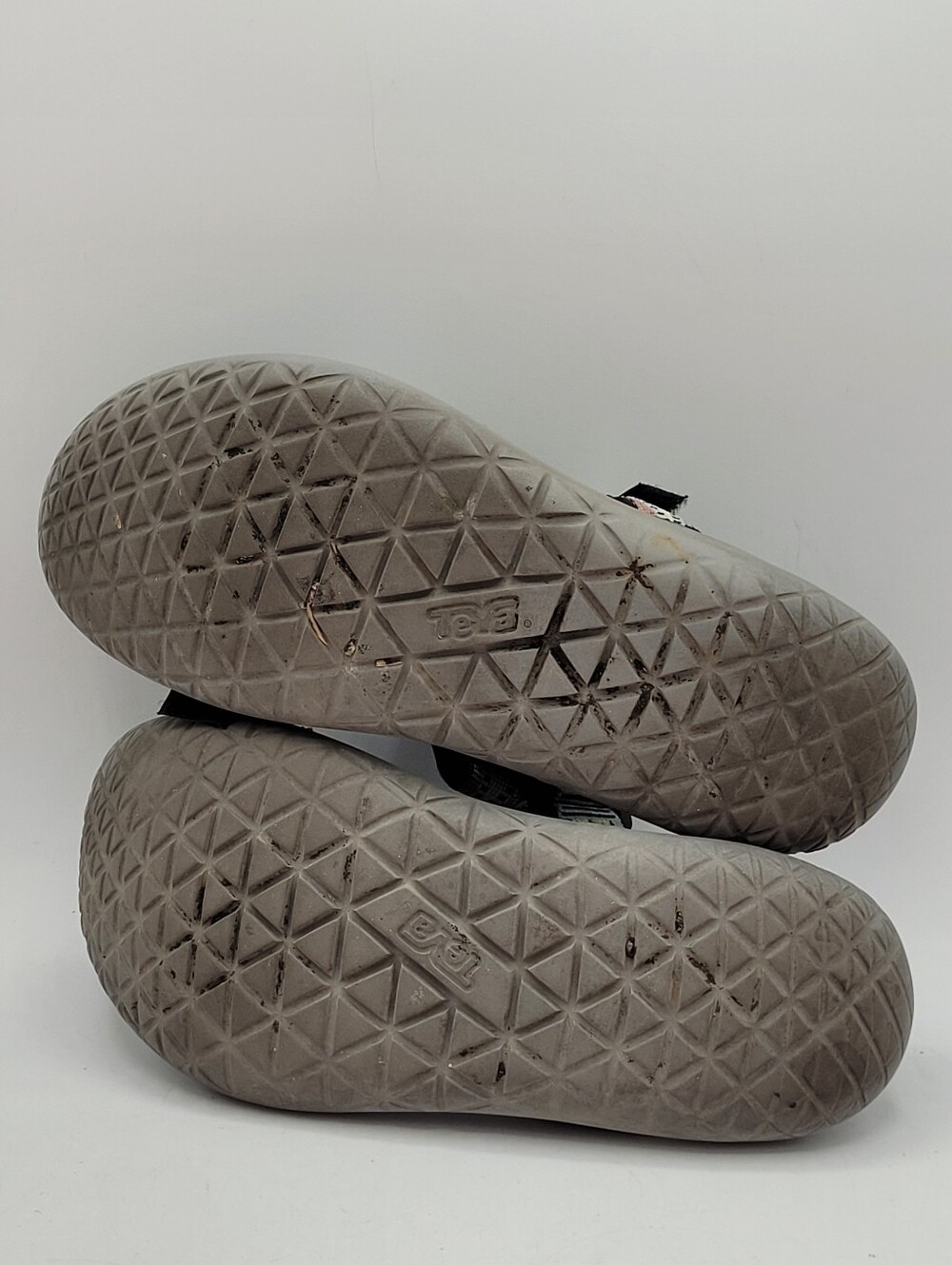 Teva Float Lexi Geometric Pattern Sandals Size 7 - Picture 7 of 16
